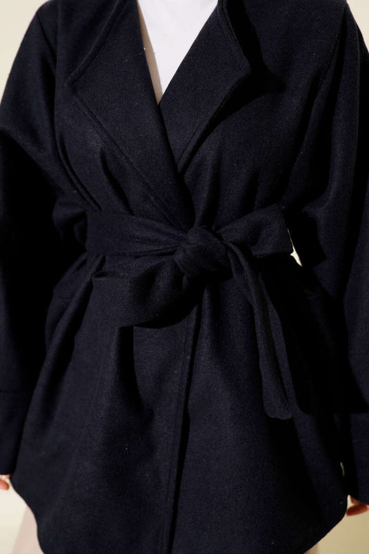 Veste croisée en cachemire avec ceinture, bleu marine.