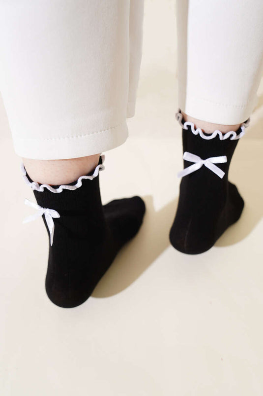 Chaussettes noires à ruban