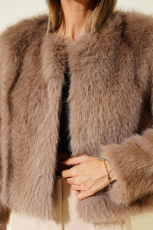 Manteau court à détails en fourrure, marron