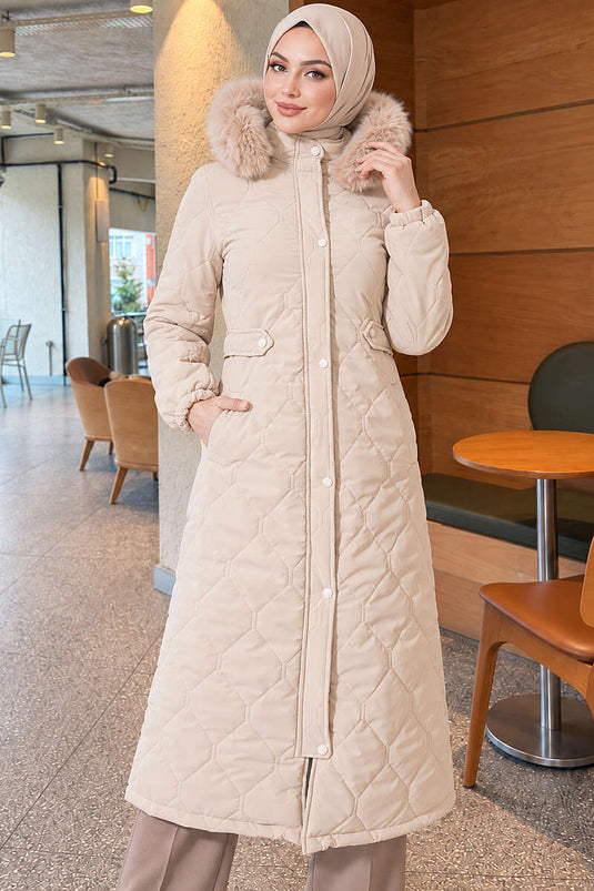 Chaqueta Beige Con Pelo Y Cierre De Cremallera