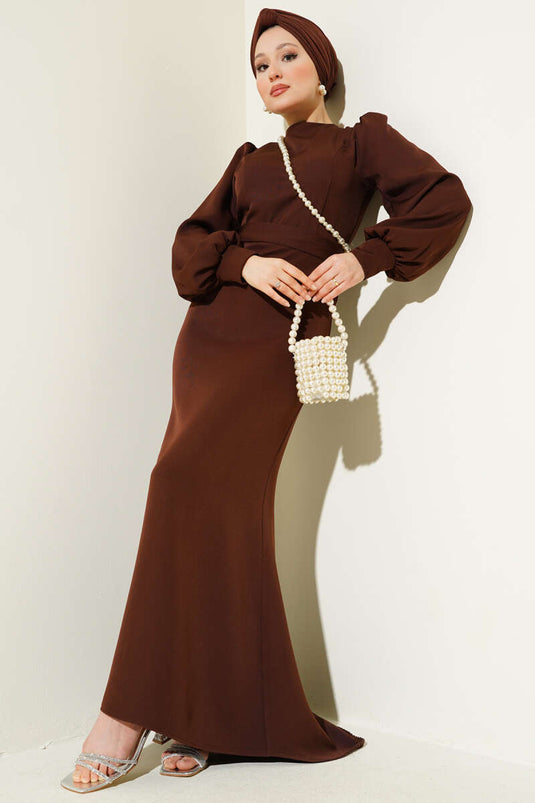 فستان سمكة بحزام بني