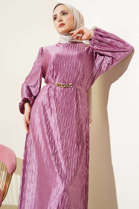 Robe plissée ceinturée lilas