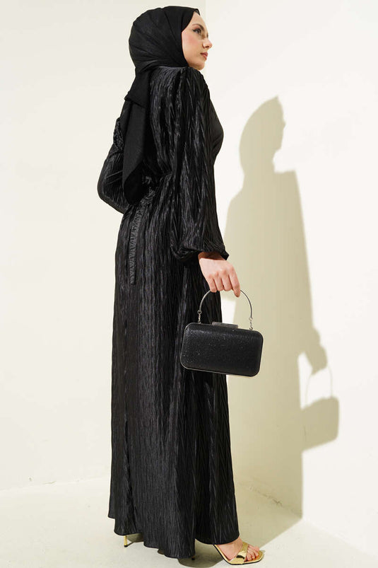 Robe plissée ceinturée noire