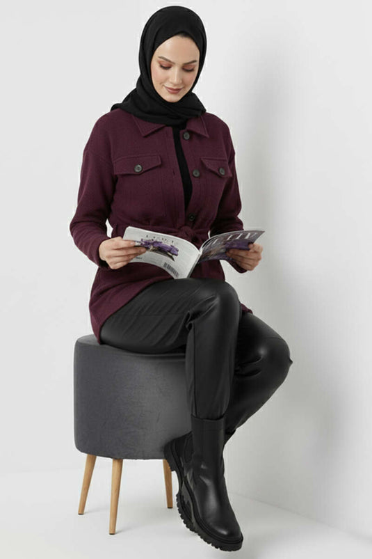 Veste en cachemire boutonnée avec ceinture violette