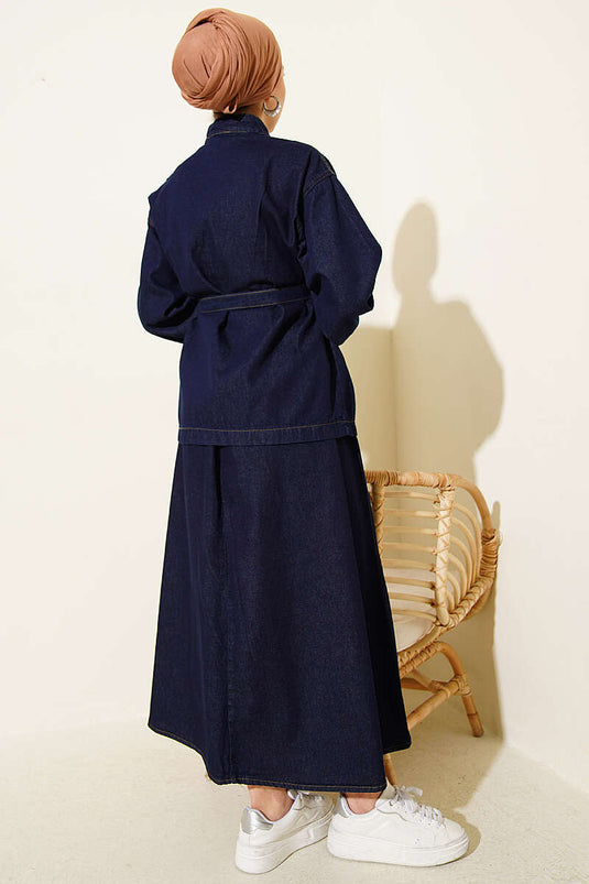 Set mit Jeansrock und Gürtel, goldene Knöpfe, Marineblau
