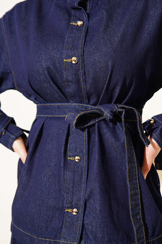 Set mit Jeansrock und Gürtel, goldene Knöpfe, Marineblau