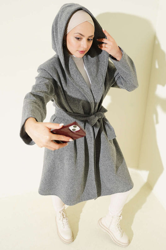 معطف كاشي بغطاء رأس وحزام باللون الرمادي الداكن