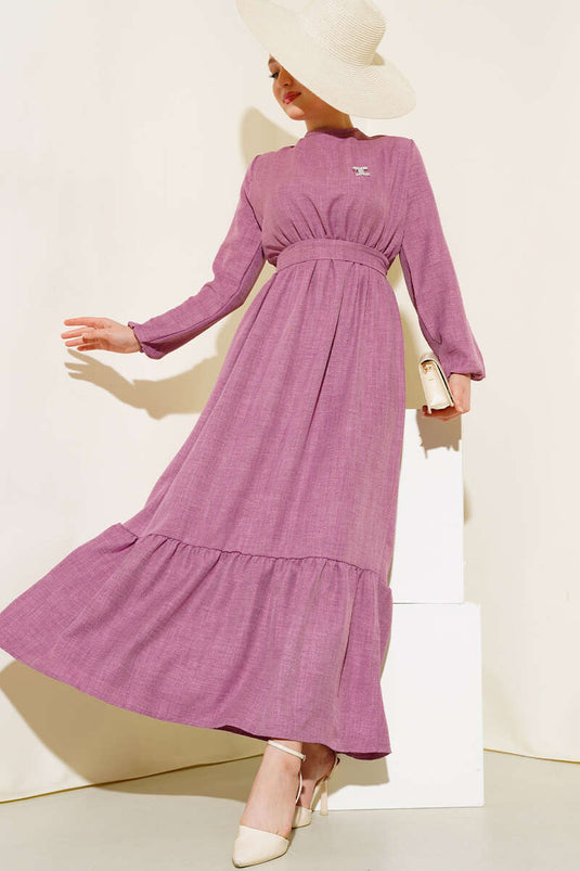 فستان من الكتان بحزام على الأرض، لون داستي روز