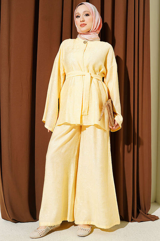 Gürtelgestecktes Muster-Set In Beige