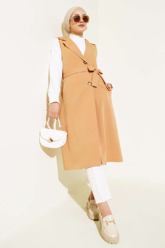 Geceintuurde trenchcoat met nul mouwen, camel