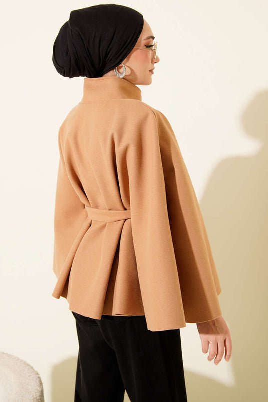 Kuşaklı Tek Düğmeli Panço Camel