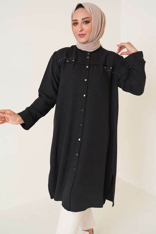 Chemise grande taille avec œillets noirs