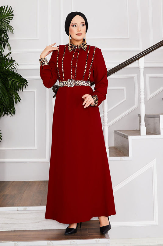 Hijab-Kleid mit Hemdkragen und Leopardenmuster, Weinrot