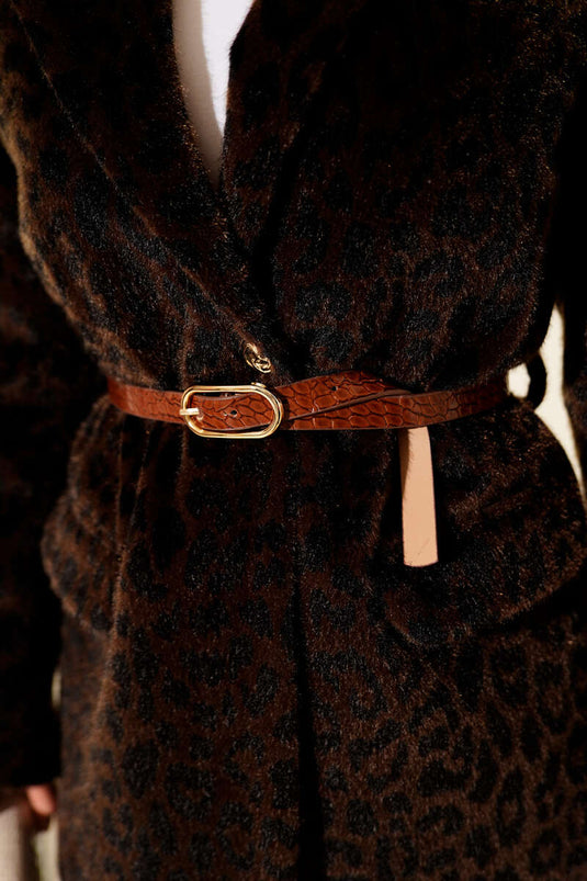 سترة ريش تايلاندية بحزام ونقشة جلد النمر، بنية اللون