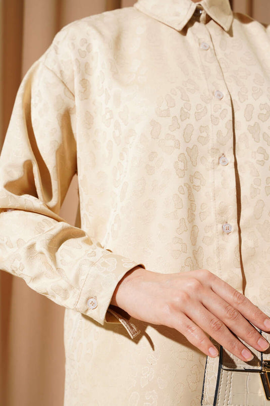 Costume deux pièces en jacquard à motifs léopard beige