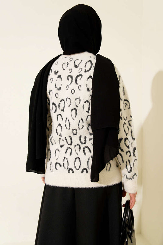 سترة لحية بطبعة جلد النمر باللون البيج