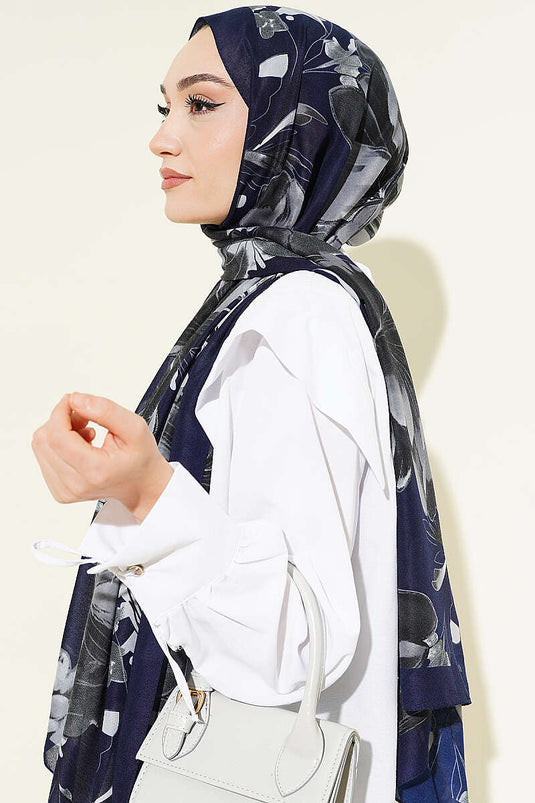 Foulard doux à motif Lilyum bleu marine fumé