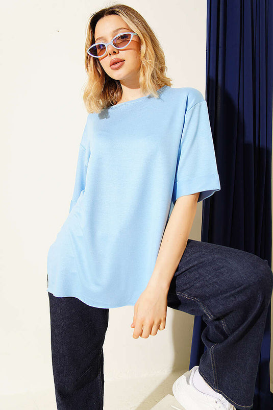 Loyşa T-Shirt mit doppeltem Ärmel und Schlitz in Babyblau