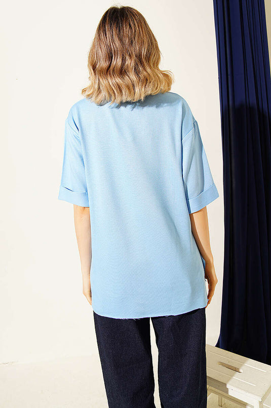 Loyşa T-Shirt mit doppeltem Ärmel und Schlitz in Babyblau
