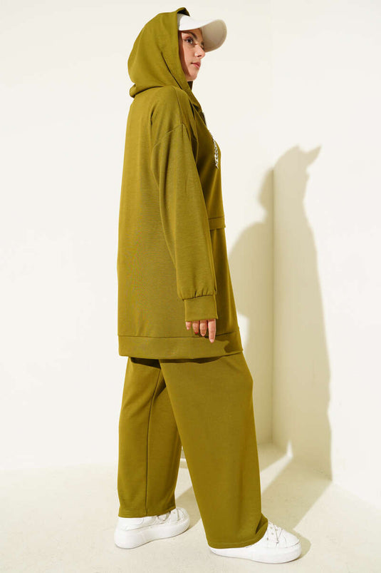 Loyşa tweedelig pak met rits en capuchon, oliegroen
