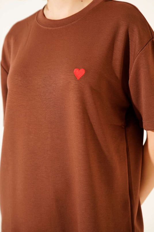 Loyşa Kalp Nakışlı T-shirt Kahve