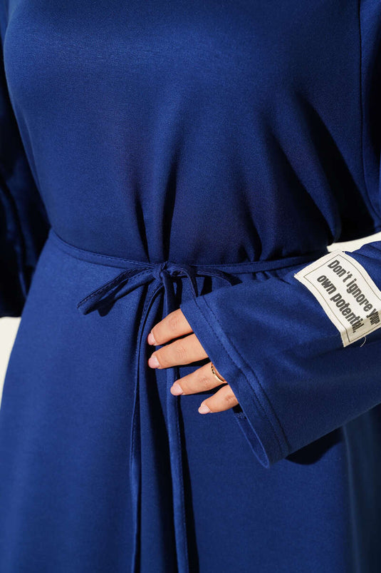 فستان لويشا بأكمام مطرزة وحبل وحزام أزرق داكن