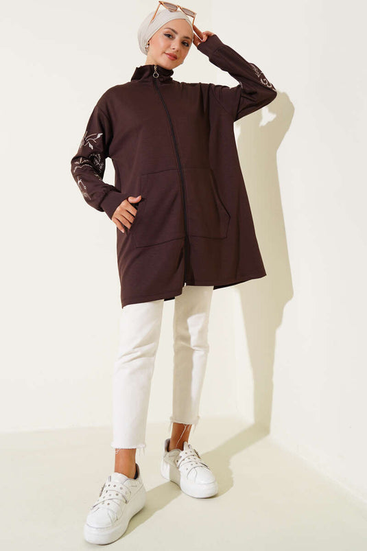 كارديجان لويشا بأكمام مطرزة وسحاب بلون القهوة المرّة