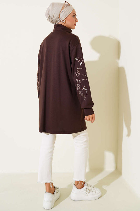 كارديجان لويشا بأكمام مطرزة وسحاب بلون القهوة المرّة