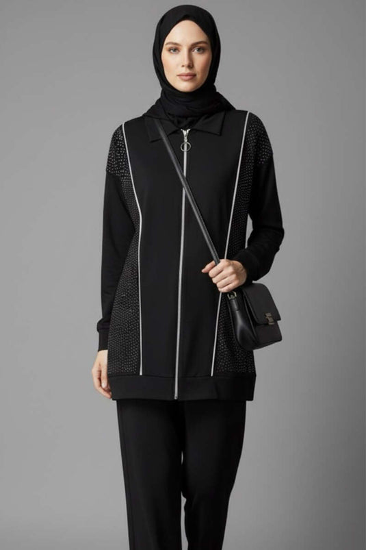 بدلة لويزا ستونيد بسحاب من قطعتين باللون الأسود