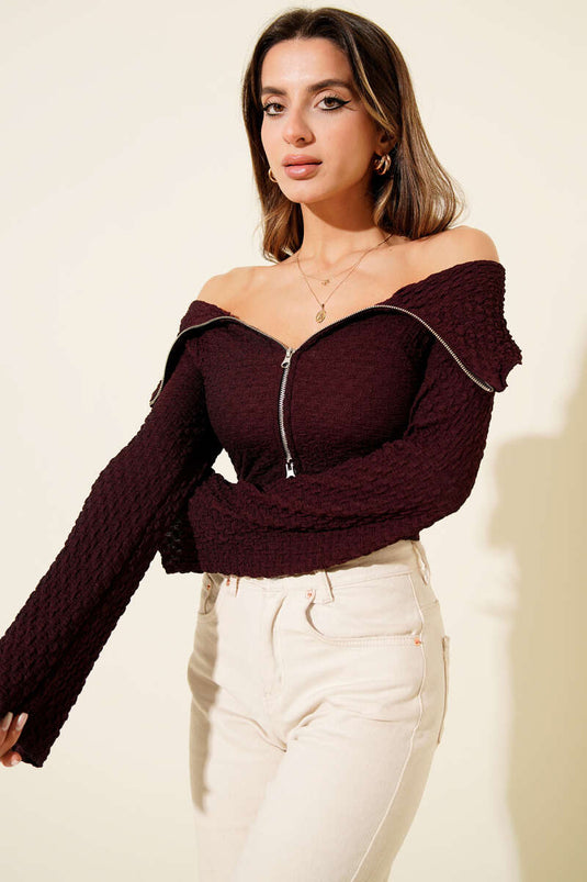 بلوزة وافل بياقة مادونا، لون برقوقي