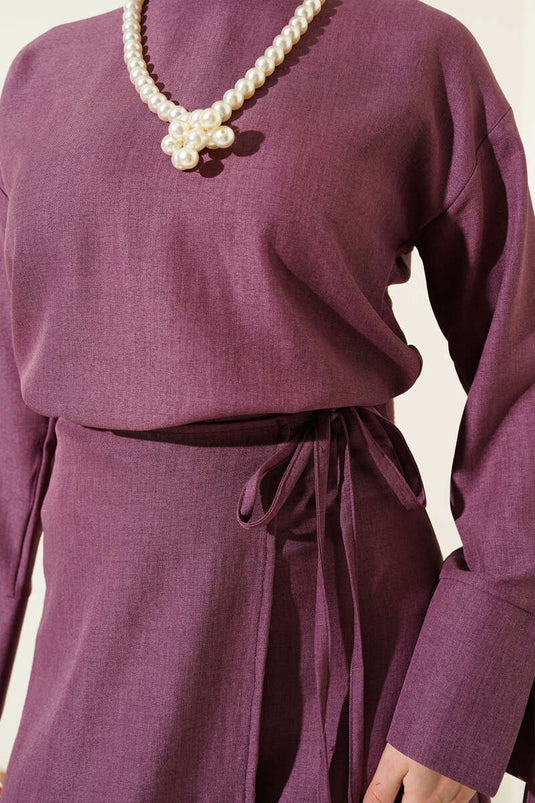 Ensemble basique deux pièces avec jupe à revers et dentelle violet