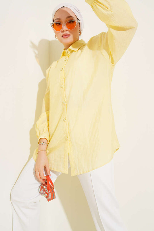Chemise froissée à poignets boutonnés, jaune