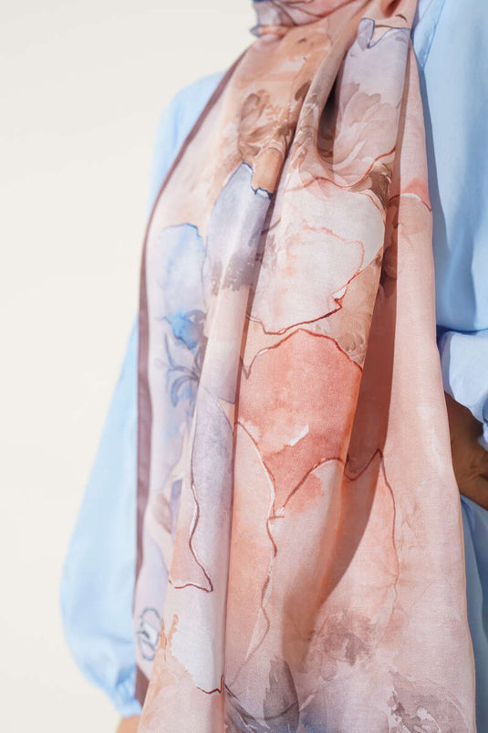 وشاح ميري الناعم المنقوش، لون قهوة