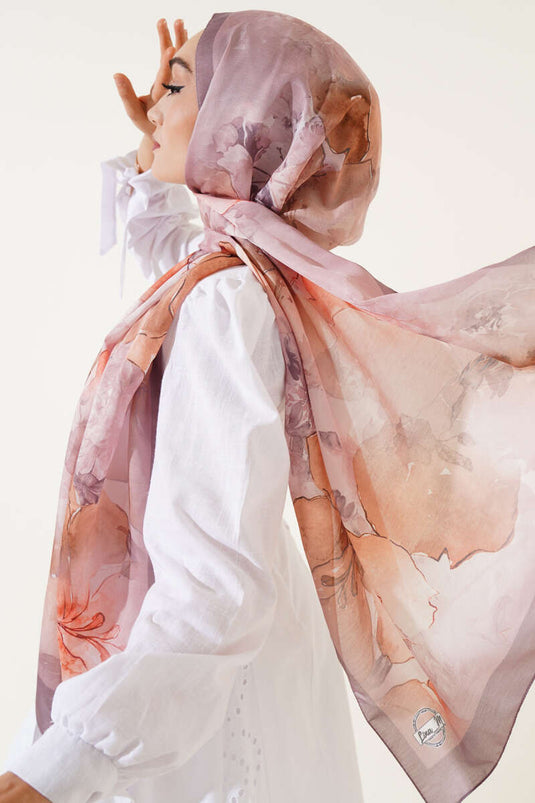 وشاح ميري الناعم بنقوش، لون قهوة فاتحة