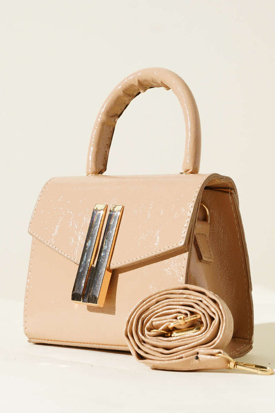 Borsa quadrata Latte con dettaglio emblema in metallo