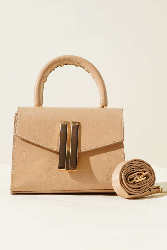 Borsa quadrata Latte con dettaglio emblema in metallo