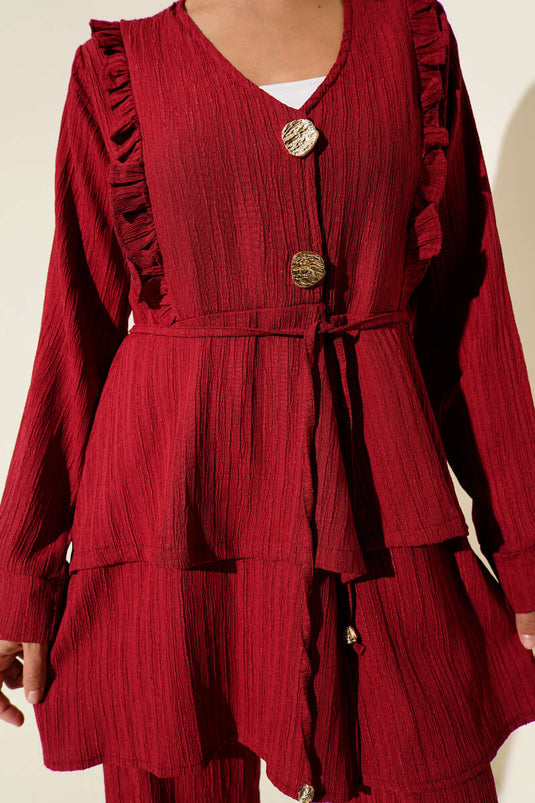 Completo due pezzi increspato con bottoni in metallo, bordeaux