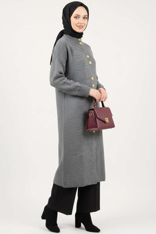 Gilet Long En Tricot Avec Boutons Or Métallique Gris Fumé