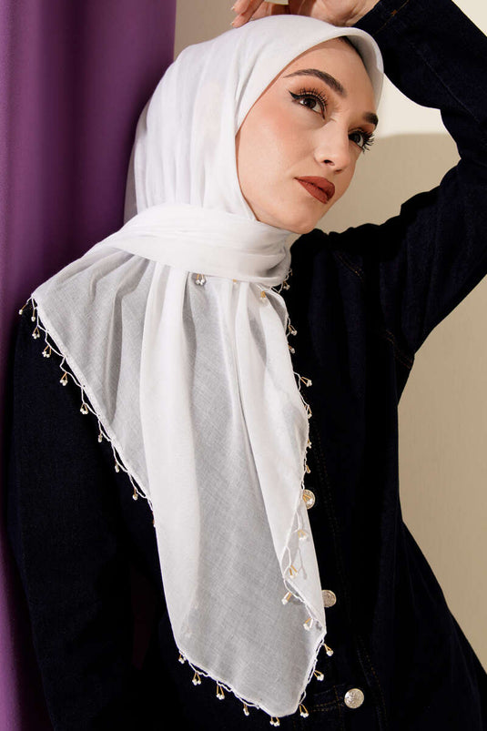 Weißer Mini-Schal mit Perlenverzierung