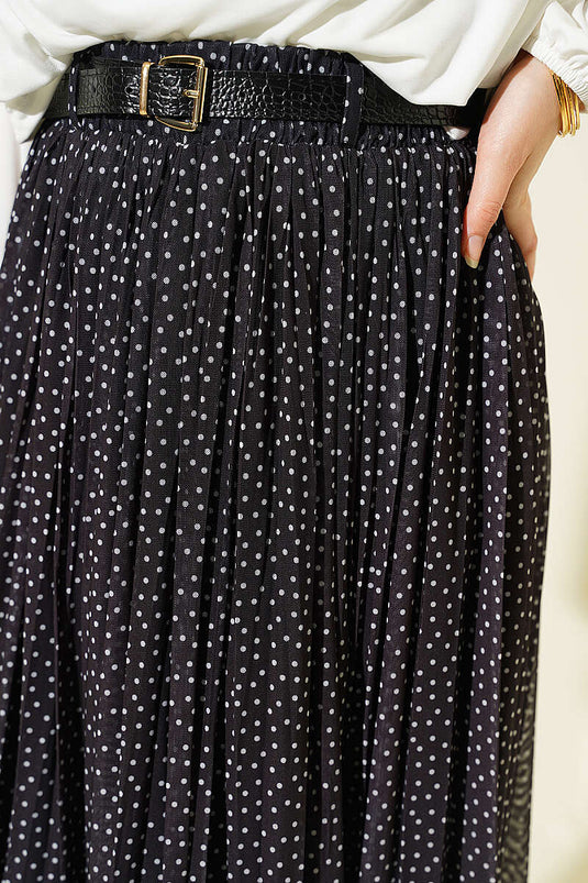 Mini jupe plissée à ceinture à pois noirs