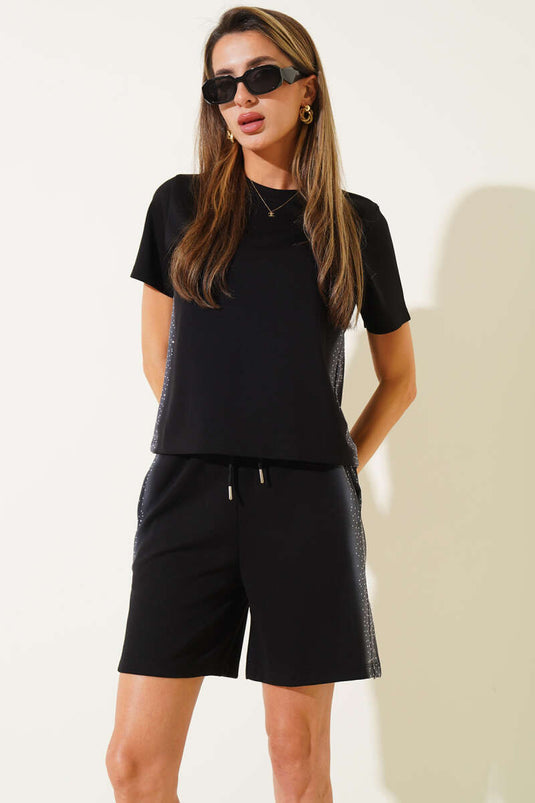 طقم قطعتين بتفاصيل حجرية صغيرة، أسود