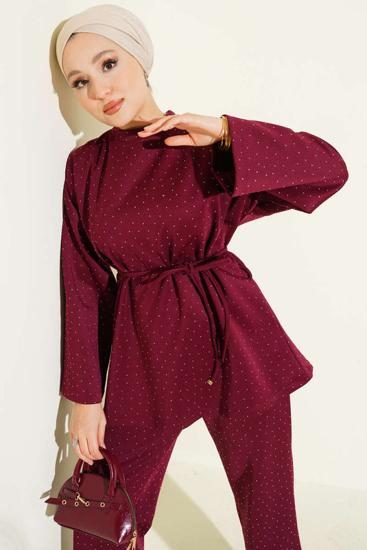 Combinaison de plongée deux pièces bordeaux à ceinture en corde et mini-pierres