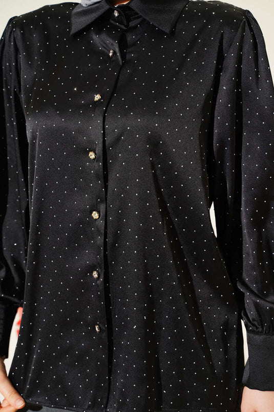 Chemise en satin noire avec mini pierres