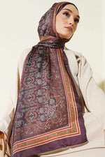 Écharpe Douce À Motif Floral Mini En Brun Chaud