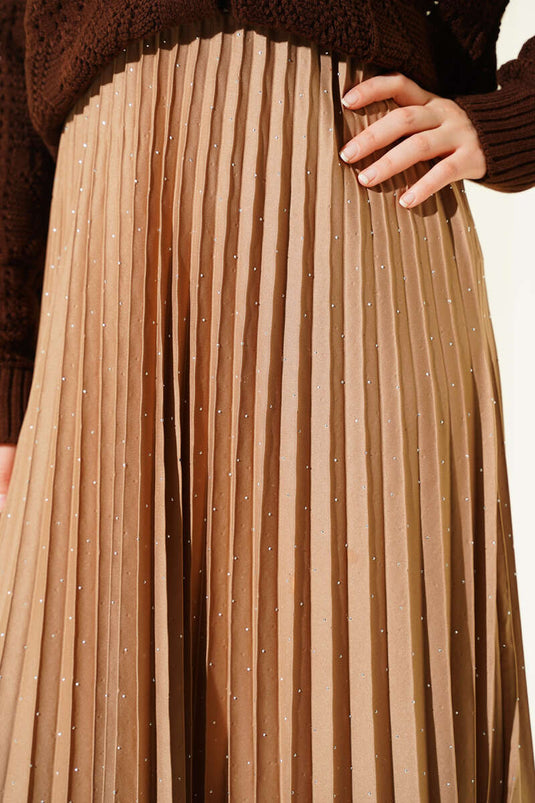 Tiny Embellished Pleated Skirt in Camel