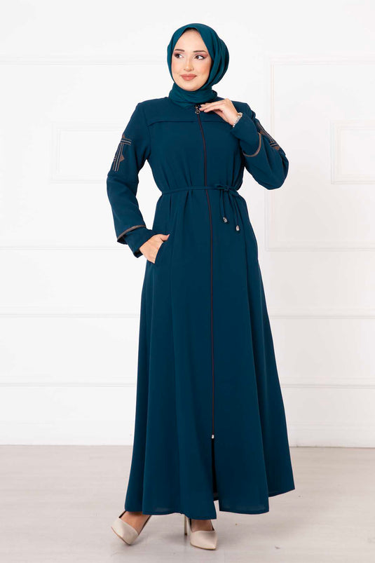 Bestickte detaillierte Abaya mit Wabenmuster in Petrol