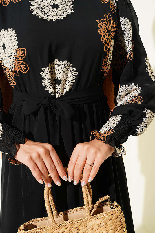 Nakış Detaylı Şifon Elbise Camel