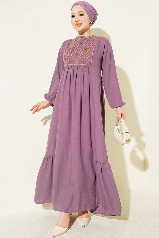Robe Lilas Brodée À Poignets Élastiques