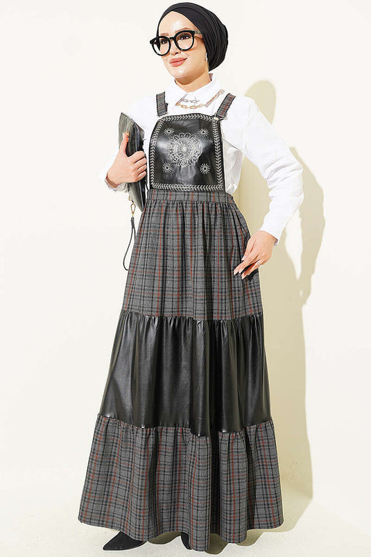 Besticktes Leder-Jile Mit Kaffee-Details