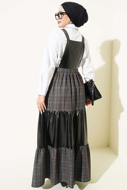 Besticktes Leder-Jile Mit Kaffee-Details